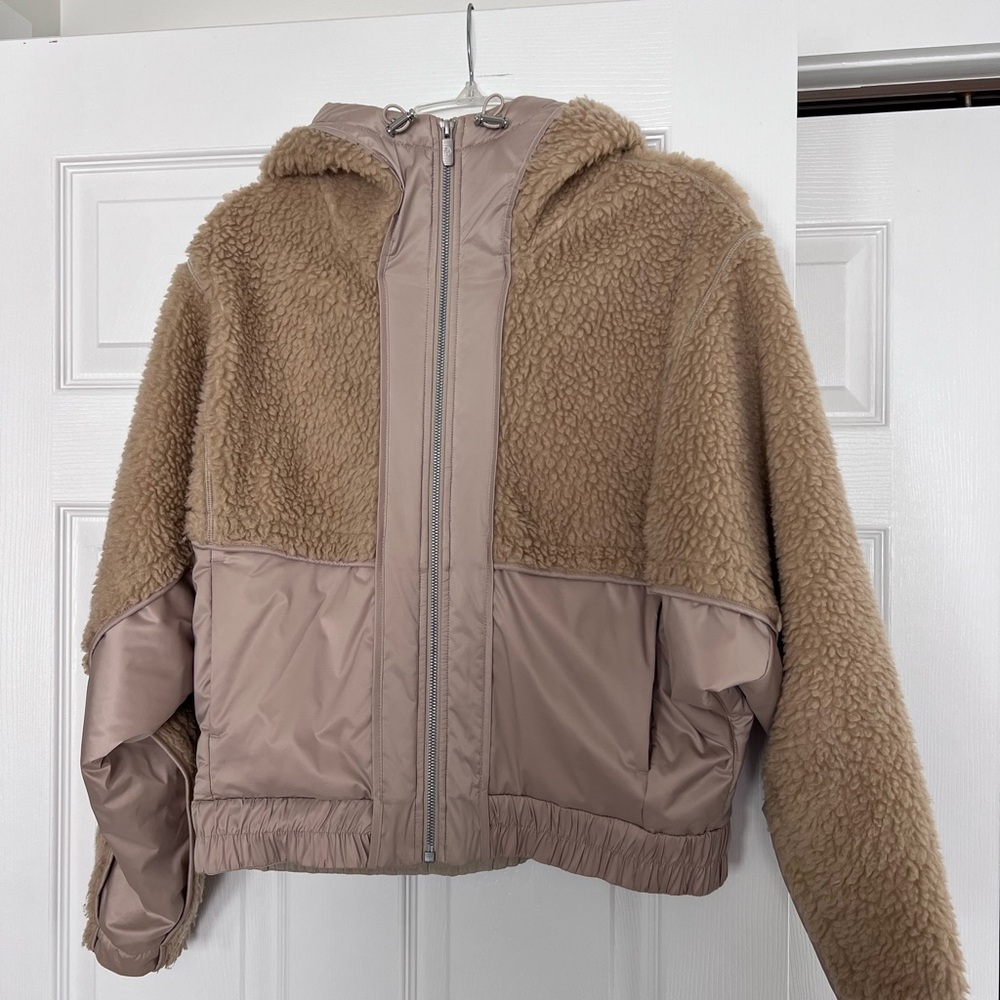 Lululemon Tan Sherpa and Shine jacket